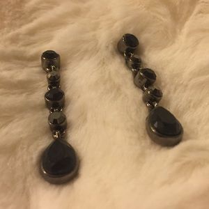 🖤 Black Teardrop Jeweled Earrings 🖤